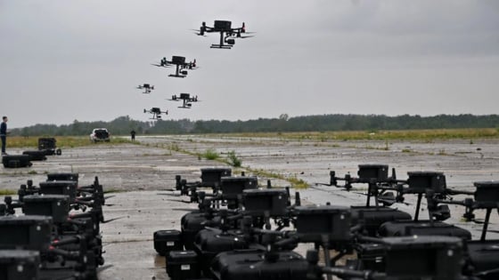Ukraine ồ ạt tấn công trung tâm tình báo vũ trụ quan trọng của Nga