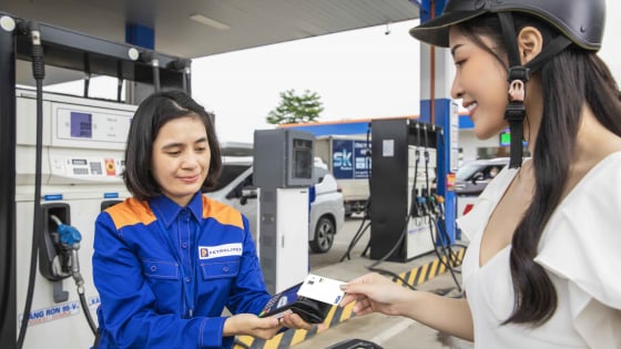 Giá xăng dầu hôm nay 9/5: Dầu thô bất ngờ tăng mạnh, thị trường diễn biến khó lường