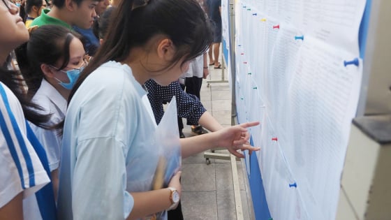 Hà Nội công bố tỉ lệ chọi vào lớp 10 THPT công lập: Đây là những trường khiến học sinh sợ nhất