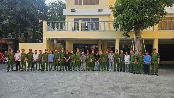 Mở rộng điều tra đường dây buôn lậu xăng dầu, Công an TP.HCM khởi tố thêm 34 đối tượng 