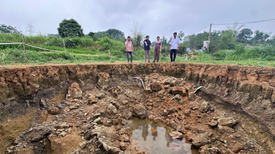  Xuất hiện những hố sụt lún lớn: Huyện Na Rì, tỉnh Bắc Kạn gặp khó trong xác định nguyên nhân khi chính quyền cấp huyện dừng hoạt động