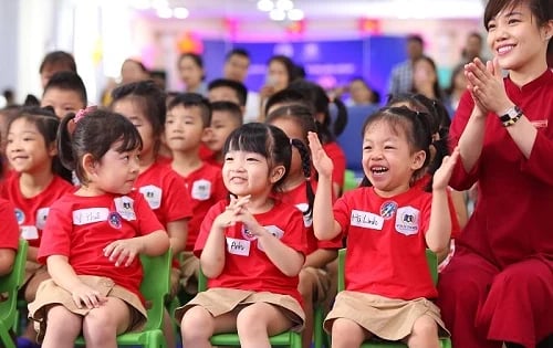 Cần hơn 116.000 tỷ đồng và gần 48.000 biên chế giáo viên phục vụ phổ cập giáo dục mầm non