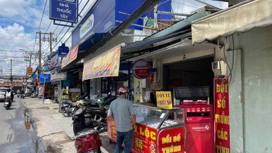 Dàn cảnh tinh vi lừa đổi vé số giả: Nhiều đại lý ở TP.HCM mất tiền triệu