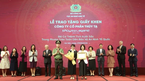 Công ty Cổ phần Thủy Tạ nhận giấy khen trong phong trào “Toàn dân Bảo vệ An ninh Tổ quốc năm 2024”
