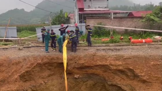 Bất ngờ thay đổi phương án tìm kiếm nạn nhân nghi rơi hố 'tử thần' ở Bắc Kạn do địa chất diễn biến phức tạp