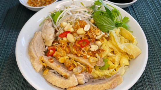 Loại thịt ngon hơn thịt cừu, bổ hơn thịt thỏ, nấu miến trộn thanh mát cho bữa cơm ngày hè