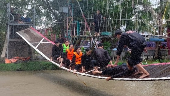 Trước khi sáp nhập tỉnh Tiền Giang, UBND tỉnh Đồng Tháp ban hành một kế hoạch quan trọng ở lĩnh vực gì mà đảm bảo tăng trưởng 2 con số?