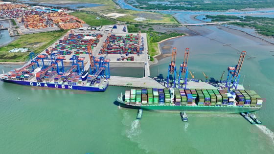 TP.HCM sau sáp nhập trở thành siêu đô thị có số bến cảng chiếm gần 1/3 cả nước, trong đó có một siêu cảng nước sâu
