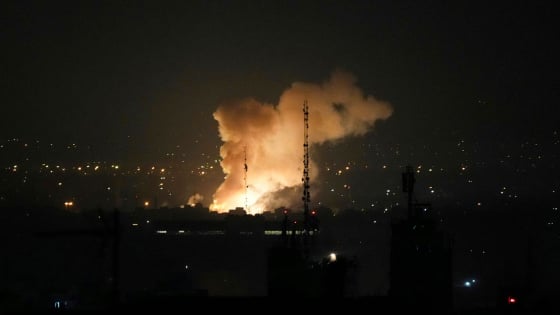 Trực tiếp: Israel tấn công phủ đầu vào Iran 