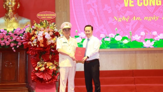 Lễ công bố Quyết định của Ban Thường vụ Tỉnh ủy Nghệ An về công tác cán bộ