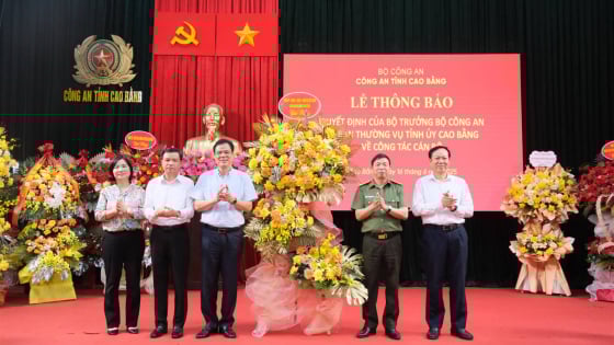 Thiếu tướng Vũ Hồng Quang, nguyên Giám đốc Công an Cao Bằng chuyển ngành, Bộ trưởng Lương Tam Quang bổ nhiệm Giám đốc mới