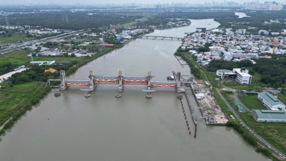 
Siêu dự án chống ngập 10.000 tỷ đồng ở TP.HCM vẫn “đắp chiếu”, lo ngại lãng phí nguồn lực