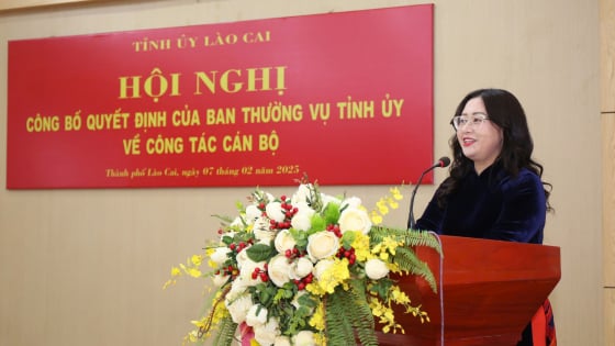 Bà Giàng Thị Dung được giới thiệu để bầu giữ chức Phó Bí thư Tỉnh ủy Lào Cai