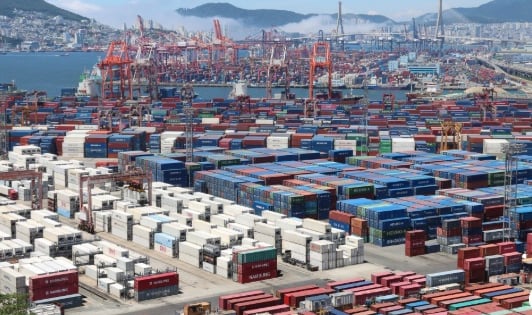 Hàn Quốc xoay trục thương mại sang Việt Nam khi thuế quan Mỹ làm lung lay trụ cột xuất khẩu