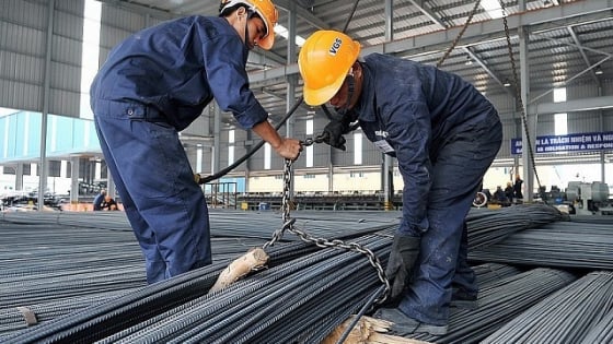 Nỗi lo bất động sản đè nặng, giá thép và quặng sắt Trung Quốc đồng loạt 'đi xuống'