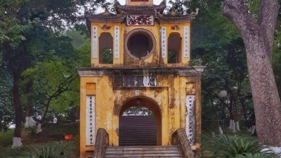 Có phải do tâm linh mà miếu Trung Liệt trên gò Đống Đa bị phá dỡ?
