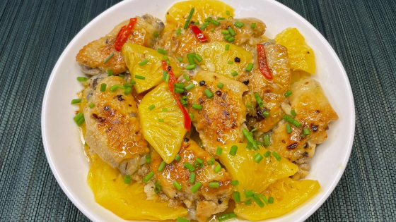 Loại thịt thơm mềm, giàu protein và axit amin, đem rim với quả chua chua thành món ăn hấp dẫn, ăn là nghiền