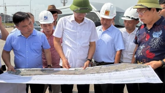 Dự án đường sắt Lào Cai – Hà Nội – Hải Phòng: Vẫn còn tình trạng xây dựng trái phép trên đất dự án