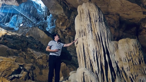 Vượt 439 bậc đá, bạn sẽ tìm thấy gì ở 'cổng trời' ở động Vái Giời?