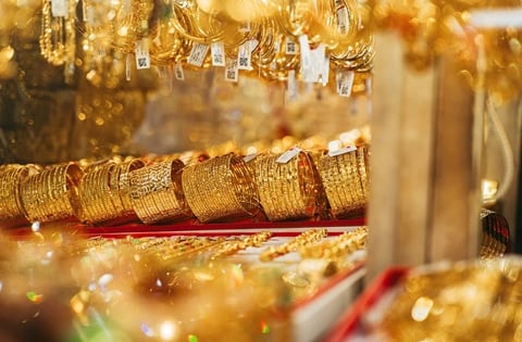 Giá vàng hôm nay 11/7: Vàng trong nước tăng, nhà đầu tư tranh thủ 'gom' vùng hỗ trợ