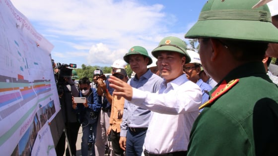 Thứ trưởng Bộ Xây dựng Nguyễn Việt Hùng: 'Buộc phải thông tuyến cao tốc Hòa Liên – Túy Loan trước 19/8'
