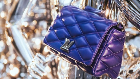 Từ Louis Vuitton đến Chanel: Giới nhà giàu thắt chặt hầu bao, hàng hiệu buộc phải dừng cuộc chơi tăng giá 