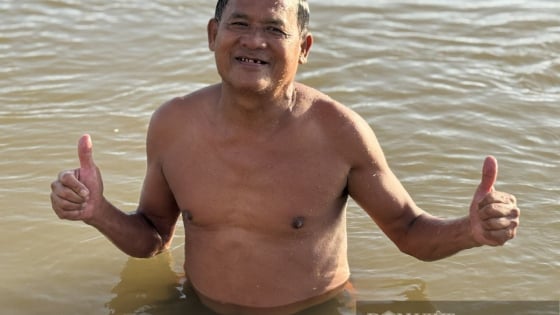  Người đàn ông 71 tuổi bơi sông suốt 35 năm, chưa từng bỏ dù chỉ một ngày