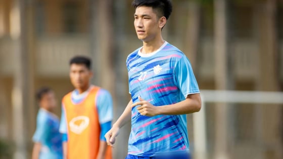 Tin tối (10/8): Cựu đội trưởng U19 Việt Nam cao 1m84 chốt bến đỗ bất ngờ