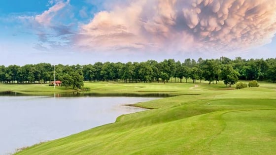 Hà Nội bứt phá thành 'thiên đường golf' hút khách toàn cầu: Mỏ vàng mới của ngành du lịch Việt Nam