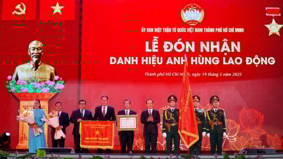 Quy trình phong tặng Anh hùng Lao động