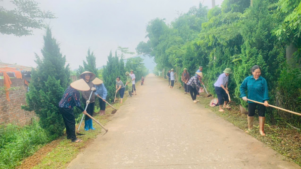 Nông dân một huyện ở Thái Nguyên làm vườn mẫu, xây đường hoa giúp làng quê sáng, xanh, sạch đẹp