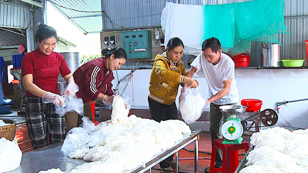 Bún Phương Giai ở làng này của Hà Tĩnh ngon kiểu gì mà 9 người nếm 10 người khen?