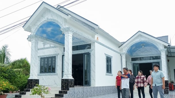 Đưa cây gì xuống ruộng mà dân một nơi ở Cà Mau đổi đời, xây được nhà to đẹp?