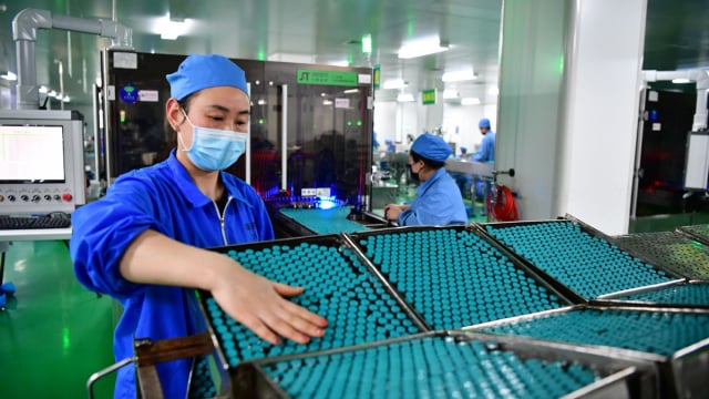 Mỹ báo động vì Trung Quốc nắm nguồn cung dược phẩm toàn cầu