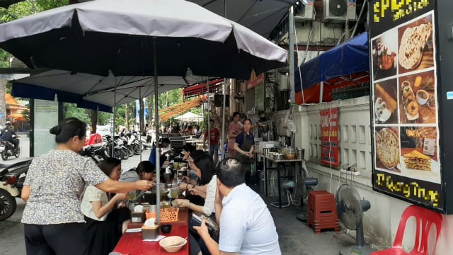 Hộ kinh doanh rục rịch tăng giá hàng hóa