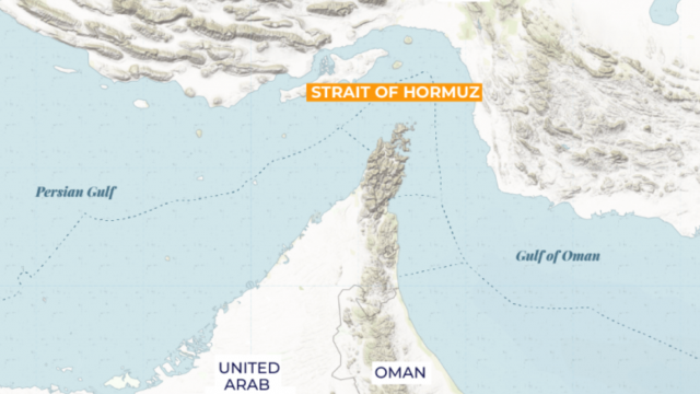 Hai siêu tàu chở dầu quay đầu ở Eo biển Hormuz, giá dầu tăng vọt sau khi Mỹ không kích Iran
