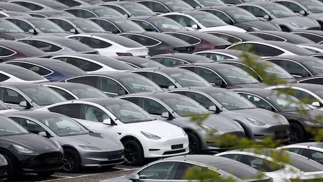 Pháp nghiêm khắc ra lệnh cho Tesla ngừng 'các hoạt động kinh doanh lừa đảo'