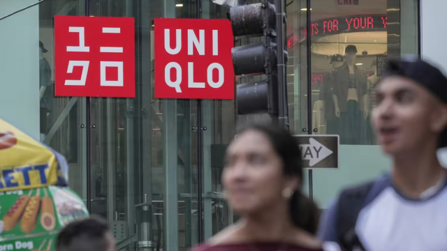 Uniqlo dự báo sẽ tăng giá