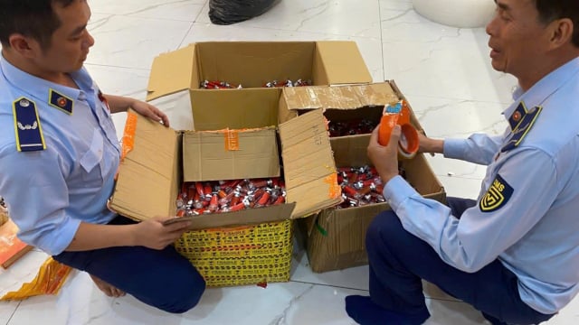  TP.HCM xử lý hơn 27.000 vụ hàng cấm, hàng lậu, hàng giả nộp ngân sách gần 2.000 tỷ đồng
