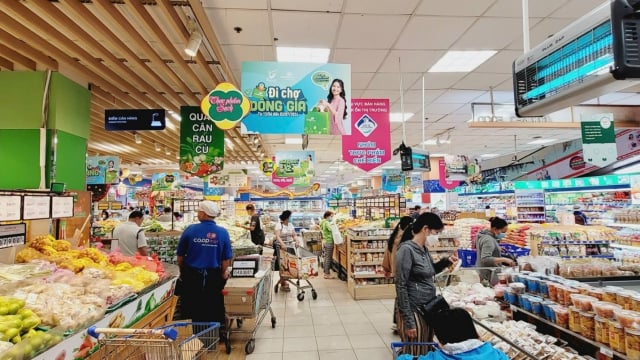 Tin hot thị trường ngày 11/8: Điều chỉnh tăng hàng loạt phí, TikTok Shop nói gì?