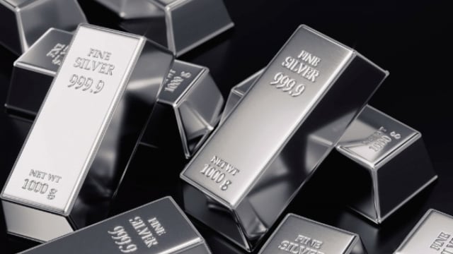 Giá bạc hôm nay 19/8: Trong nước bật tăng ngược chiều thế giới