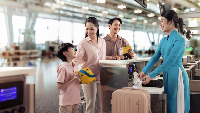 Vé máy bay Tết Bính Ngọ đã căng, Vietnam Airlines hết nhiều hạng ghế ngay khi mở bán
