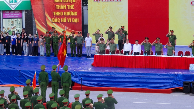 Màn sơ duyệt hoành tráng của Hội thao Công an nhân dân 2026 tại Quảng Ninh