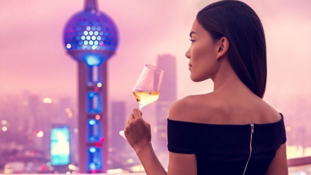 'Giả giàu, sống ảo': CEO vạch trần lối sống 'tự sát tài chính' nguy hiểm của tầng lớp trung lưu