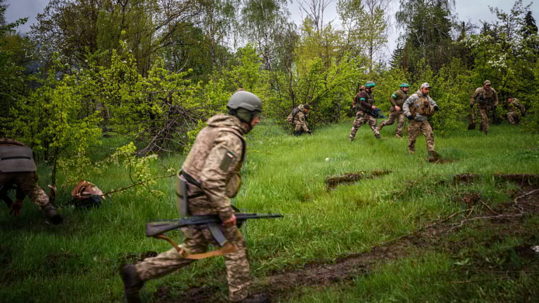 Ukraine bất ngờ giành lại vị trí gần Pokrovsk ở Donetsk từ tay Nga