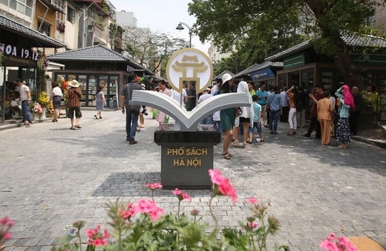 Phố Sách Hà Nội: Nhiều chương trình đặc sắc từ ngày 18 - 20/4 với 'Sách mở rộng thế giới tư duy'