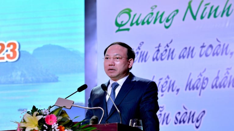 Cựu Bí thư Tỉnh ủy Quảng Ninh Nguyễn Xuân Ký làm giảng viên: Tranh luận chuẩn mực đạo đức nhà giáo