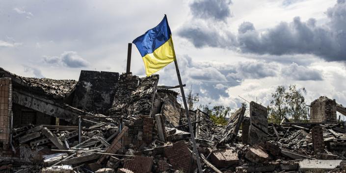 Nghị sĩ Ukraine tiết lộ chi tiết khủng khiếp về thỏa thuận giữa Ukraine và Mỹ