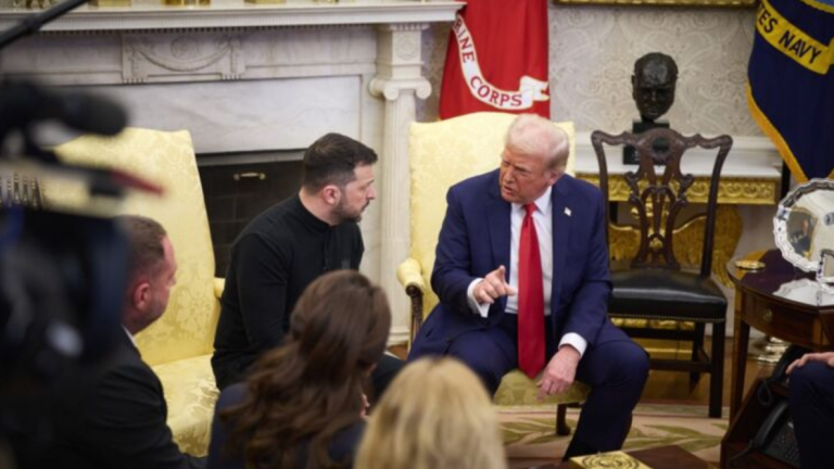 Không còn đường lui - chuyên gia Ukraine báo động về ông Zelensky