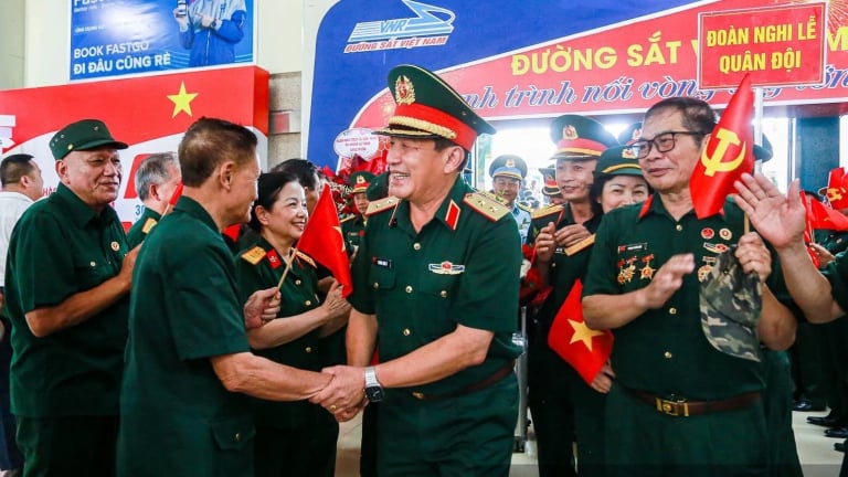 Lương Trung tướng Quân đội nhân dân: Cách tính mới nhất năm 2025 thế nào?